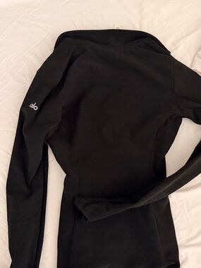 ALO Yoga Black Zip-Up Jacket with Subtle Logo
